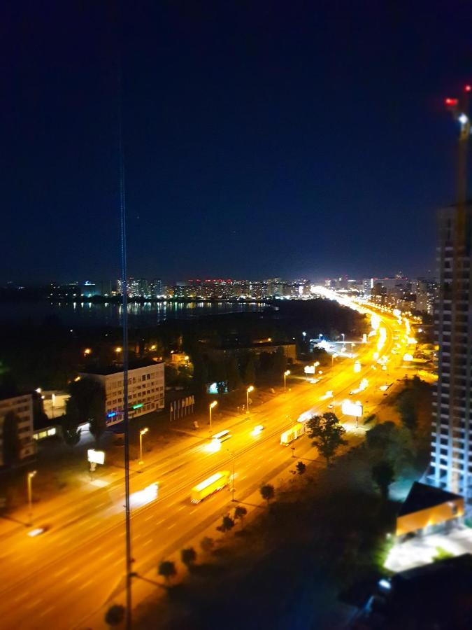 Олімпік Парк, 5Хв Від М Бориспільська, Завжди Є Світло, Генератор В Будинку! 基輔 外观 照片